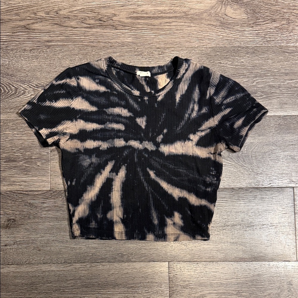 Garage Black and Tan Tie-Dye Crop Top